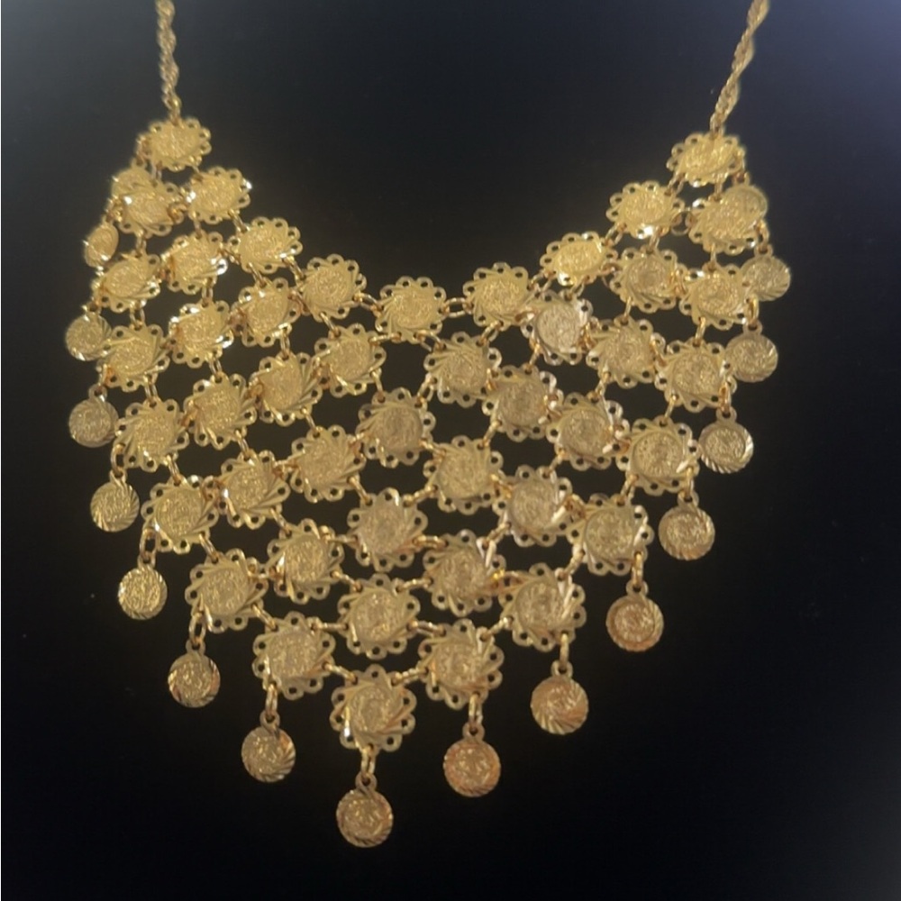 21k Gold plated Filigree Statement Bib Necklace - Women Jewelry - Picture 3 of 4